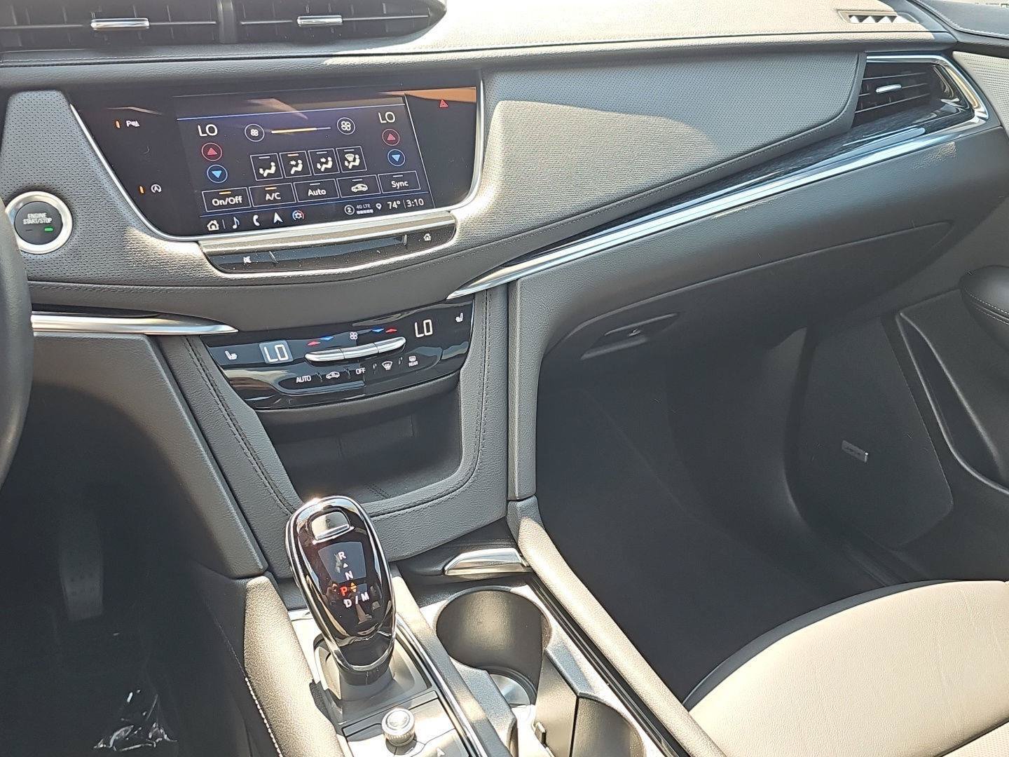 Used 2023 Cadillac XT5 Premium Luxury AWD/4WD image 15