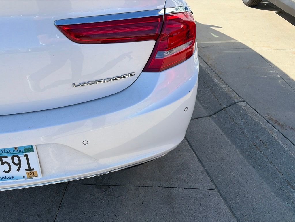 Used 2018 Buick LaCrosse Avenir w/ Driver Confidence Package #2 FWD image 7