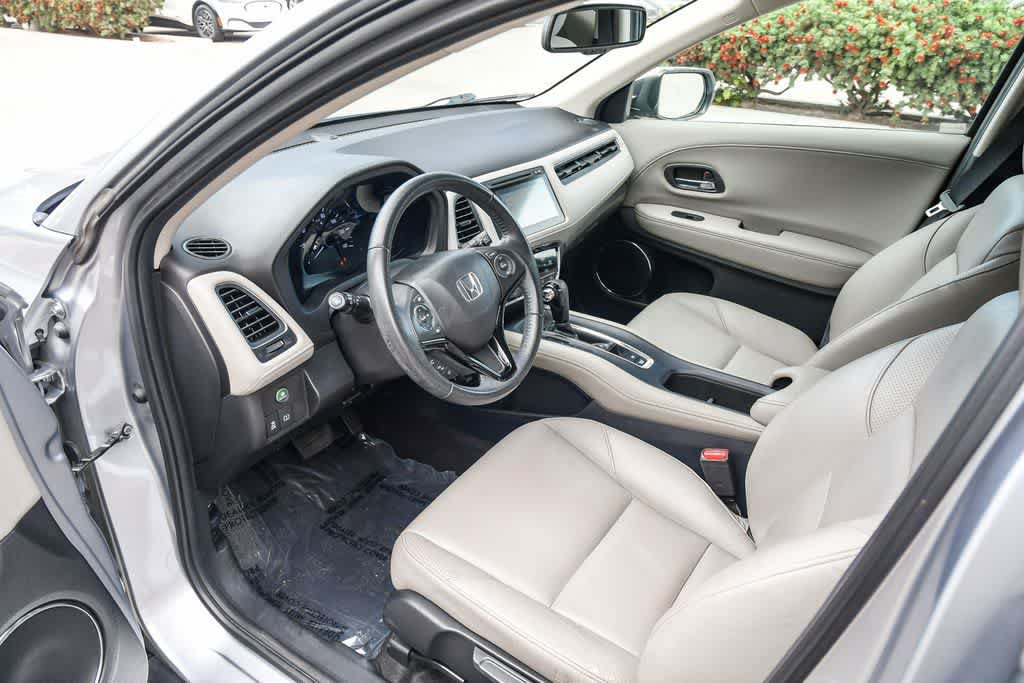 Used 2018 Honda HR-V EX-L image 16