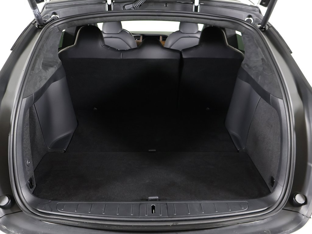 Used 2020 Tesla Model X Long Range image 17