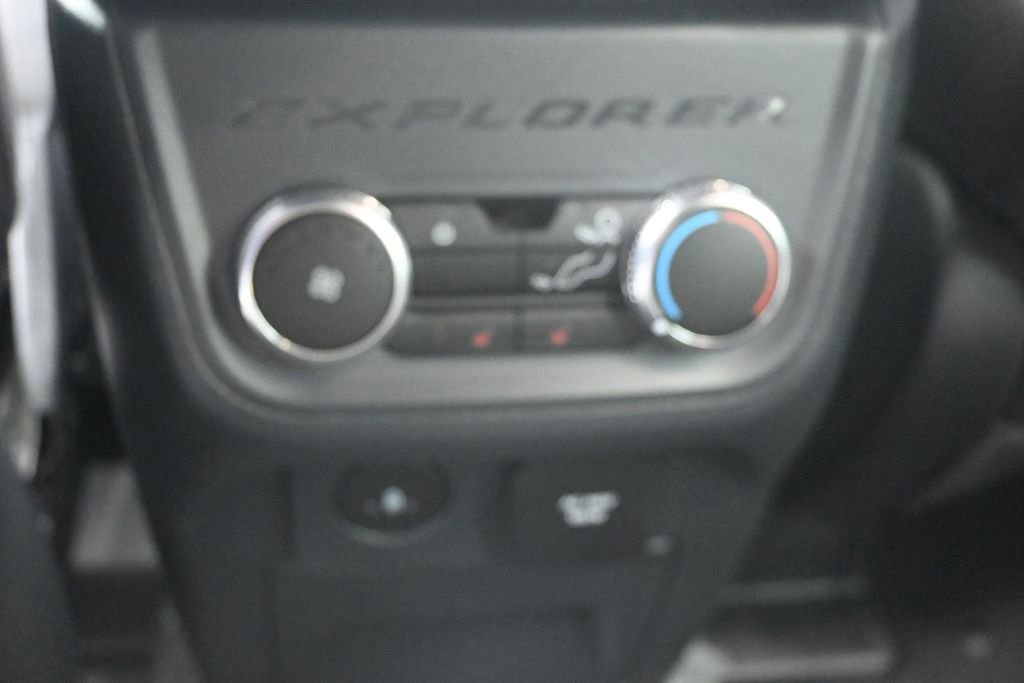 New 2026 Ford Explorer Platinum AWD/4WD image 26