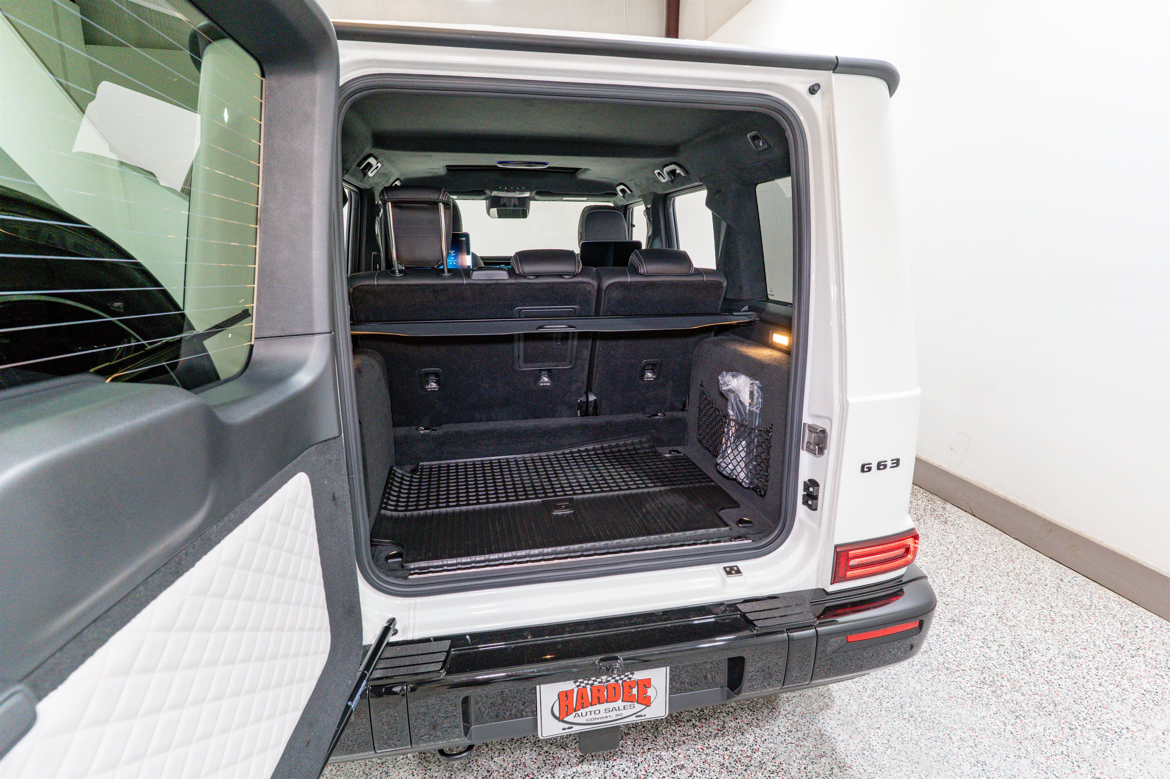 Used 2025 Mercedes-Benz G 63 AMG 4MATIC image 41