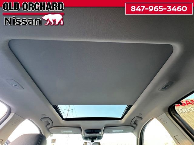 Used 2024 Nissan Rogue SL w/ SL Premium Package image 13