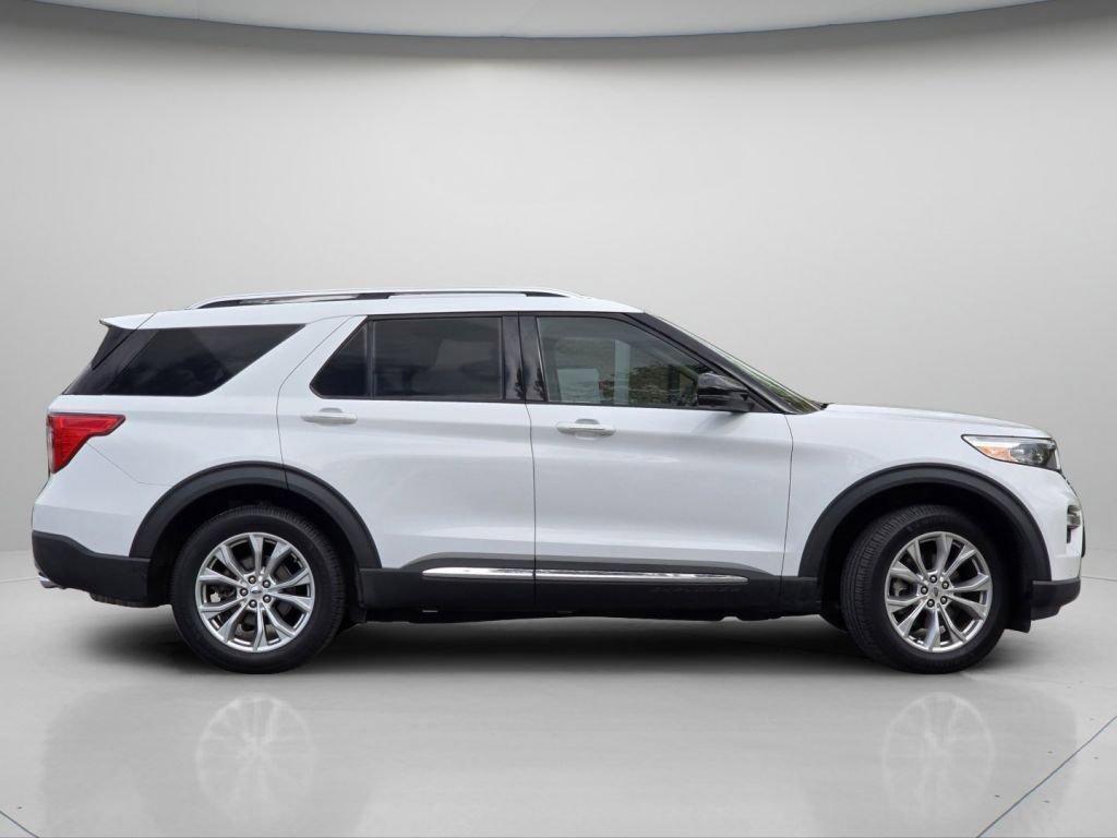 Used 2021 Ford Explorer Limited w/ Equipment Group 301A AWD/4WD image 24