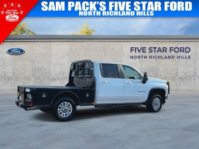 Used 2023 Chevrolet Silverado 2500 LT AWD/4WD image 9
