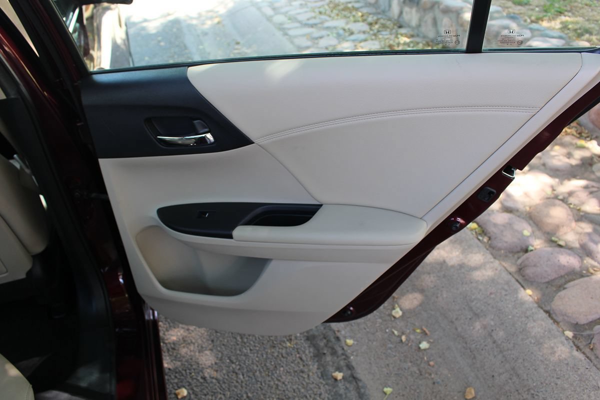 Used 2013 Honda Accord EX-L image 13