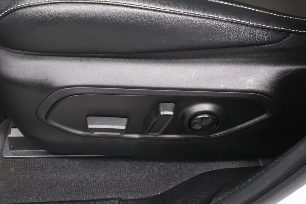 Used 2023 Jeep Grand Cherokee L Laredo AWD/4WD image 25