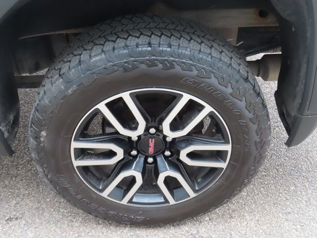 Used 2021 GMC Sierra 1500 AT4 w/ AT4 Value Package AWD/4WD image 16