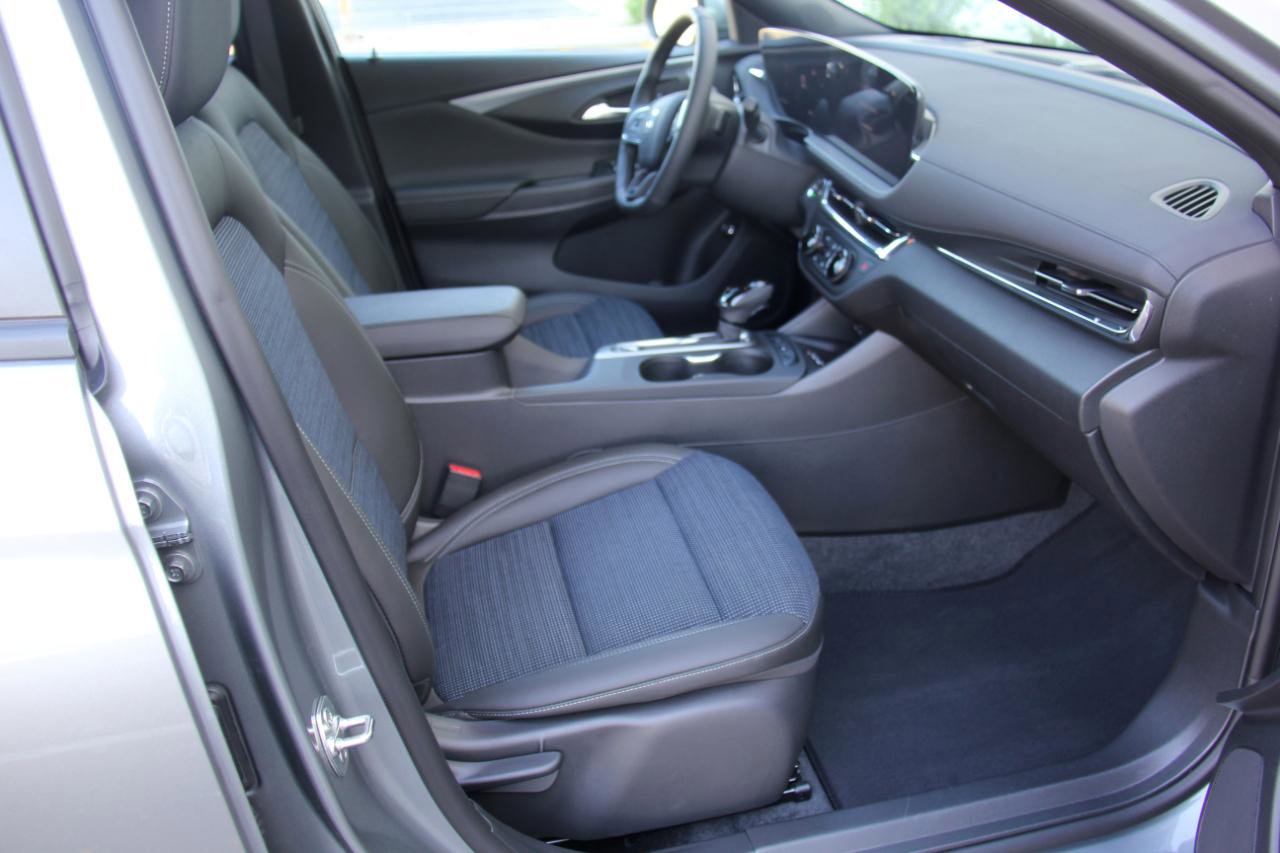 Used 2025 Buick Envista Preferred w/ Convenience I Package image 25