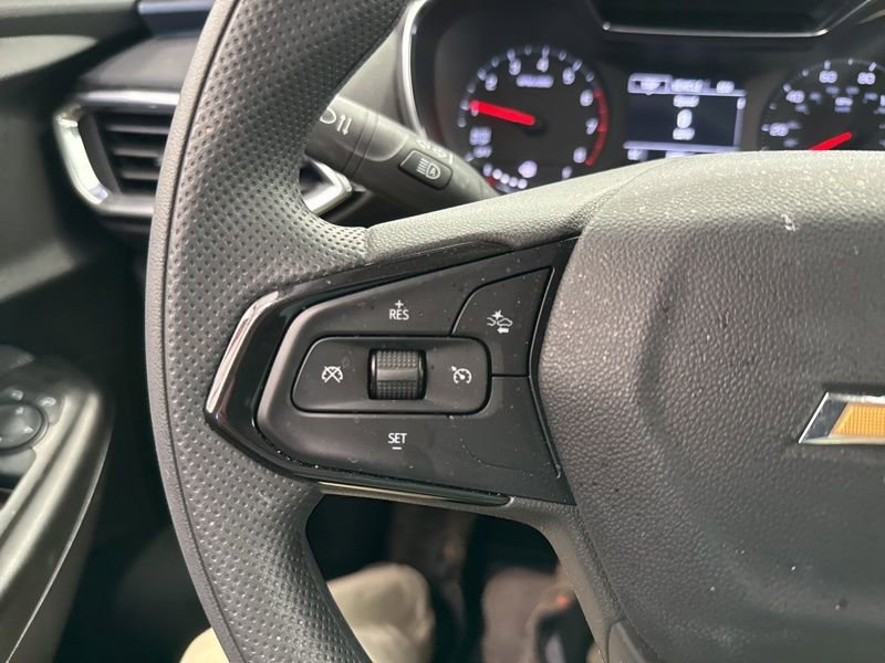 Used 2023 Chevrolet TrailBlazer LT FWD image 24