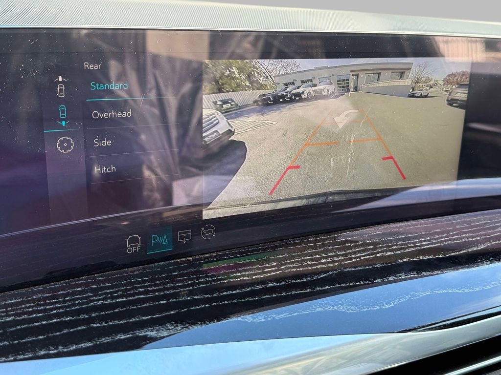 New 2025 Cadillac Escalade IQ Luxury 1 AWD/4WD image 6