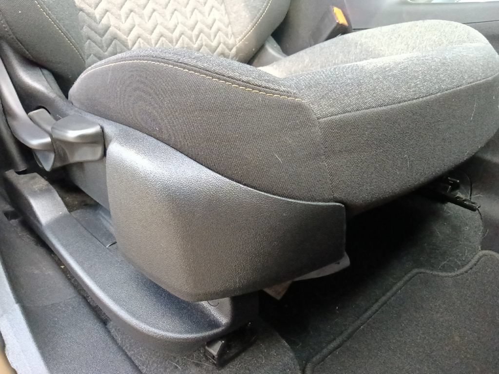 Used 2022 Chevrolet Equinox LT FWD image 32