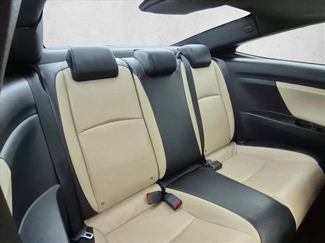 Used 2017 Honda Civic EX-L image 18