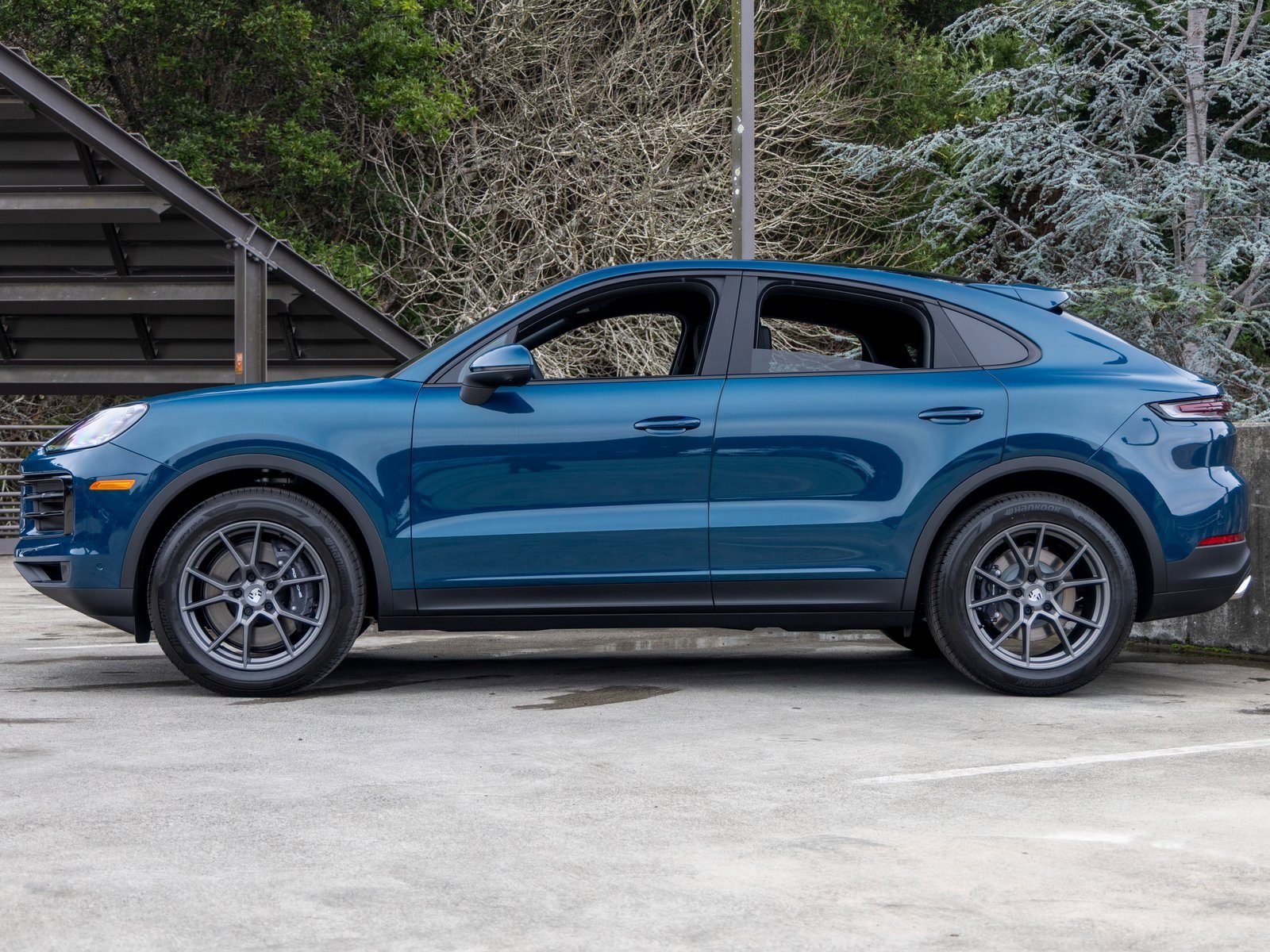 New 2026 Porsche Cayenne Coupe image 2