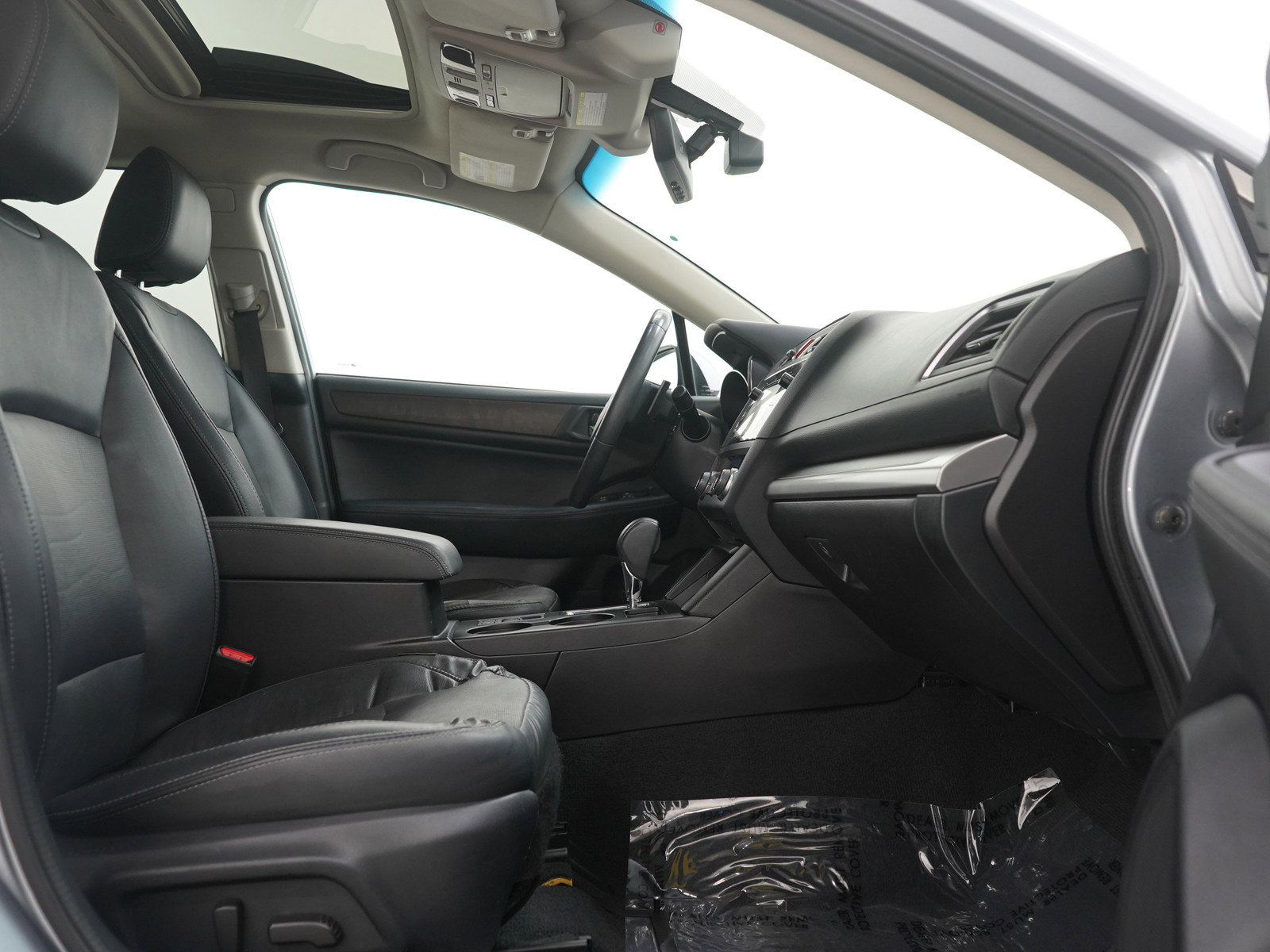 Used 2017 Subaru Outback 2.5i Limited image 11