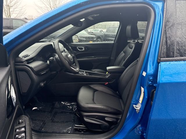 New 2026 Jeep Compass Latitude image 14