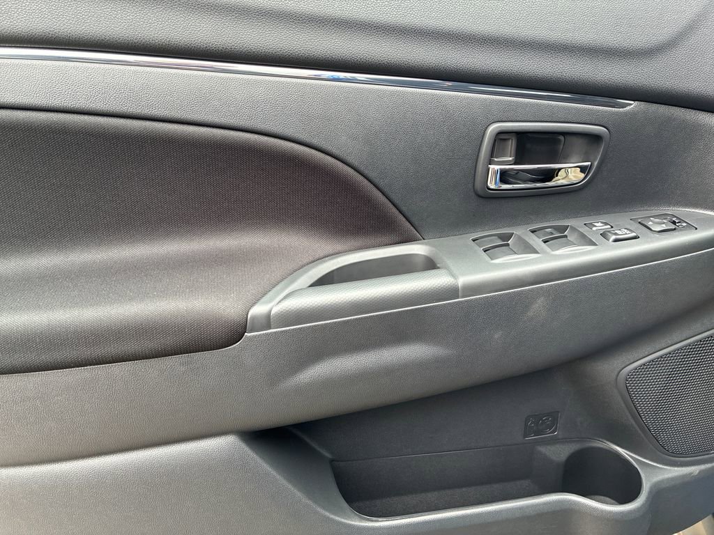New 2026 Mitsubishi Outlander Sport ES image 13