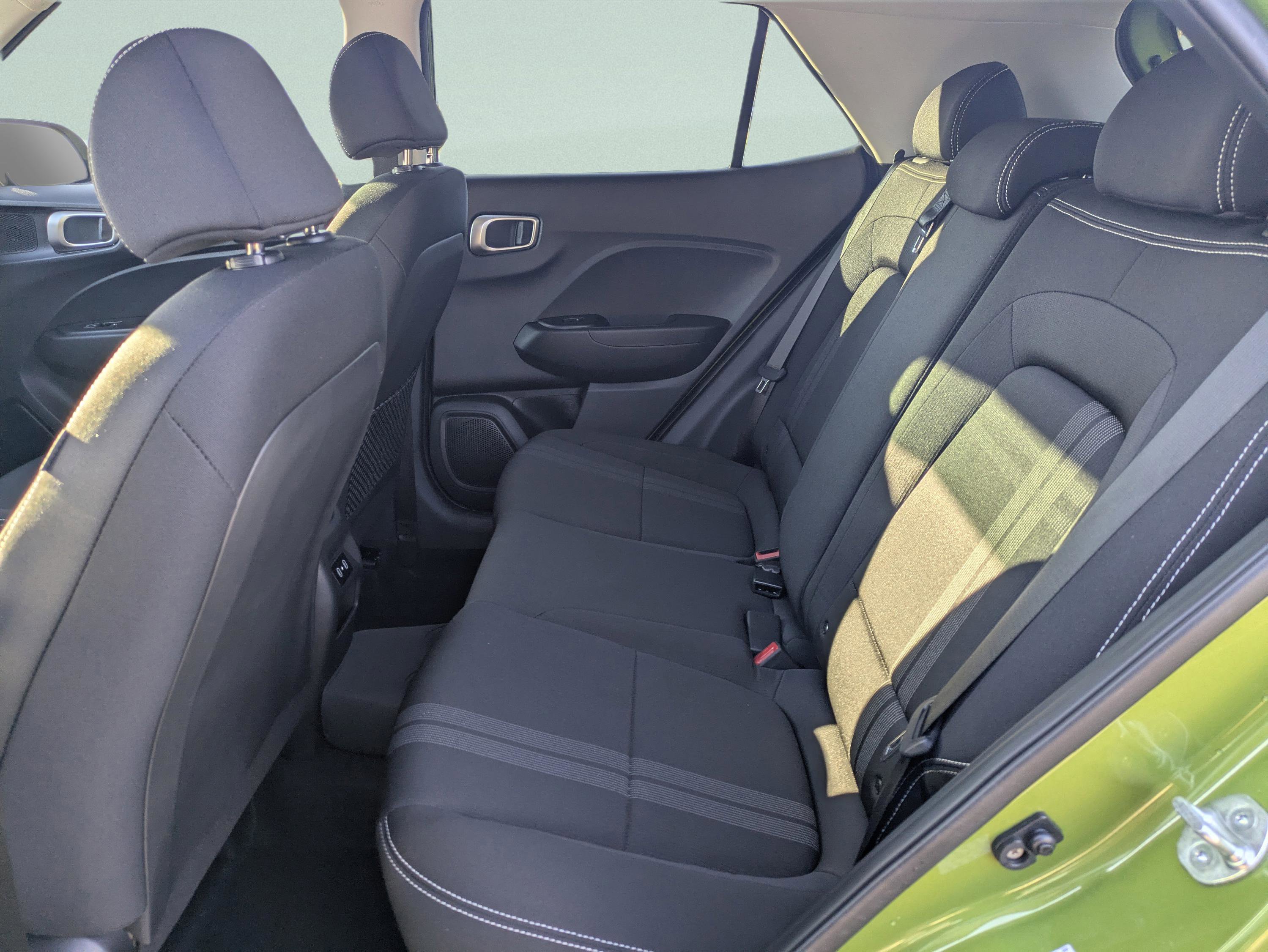 Certified 2024 Hyundai Venue SEL image 12