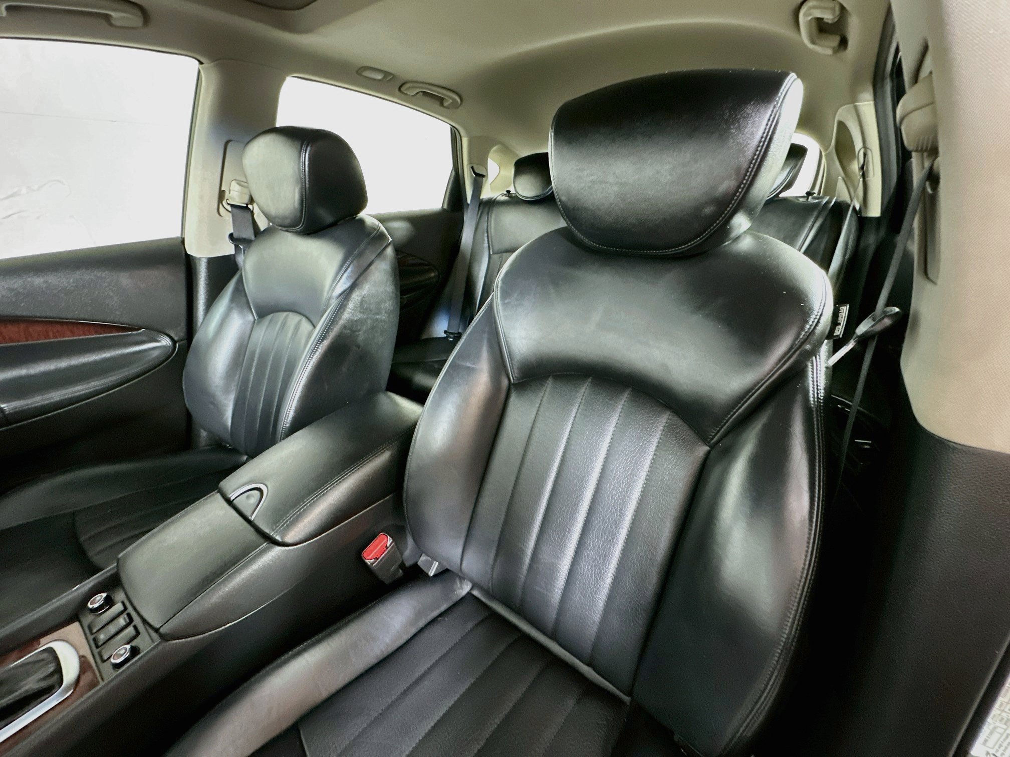 Used 2017 INFINITI QX50 AWD w/ Premium Plus Package image 21