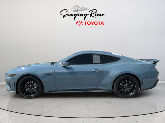 Used 2025 Ford Mustang GT Premium RWD image 4