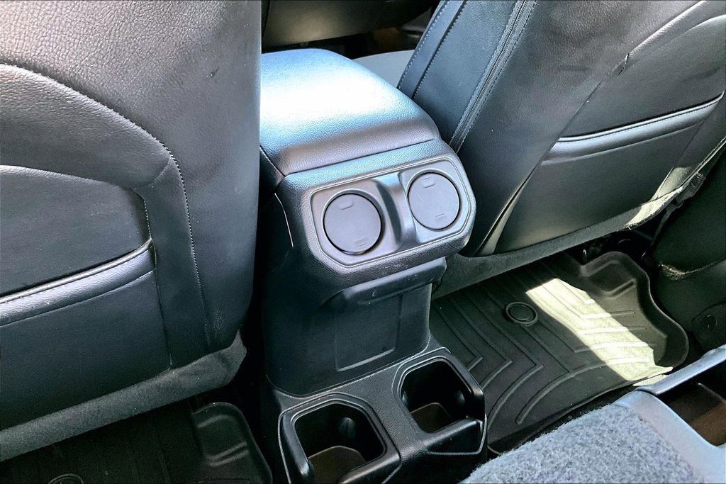 Used 2021 Jeep Wrangler Sport image 10