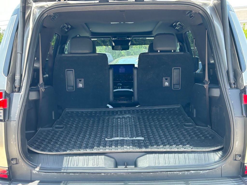 Used 2024 Lexus GX 550 w/ Accessory Package (Z1) AWD/4WD image 14
