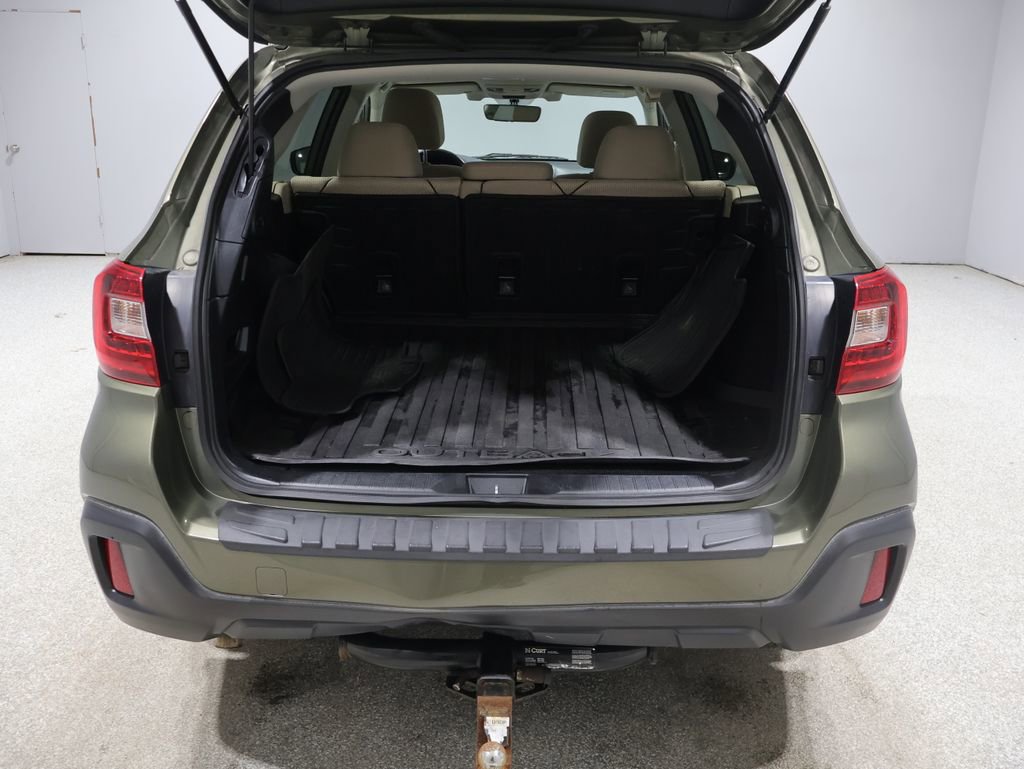 Used 2018 Subaru Outback 2.5i Premium image 19