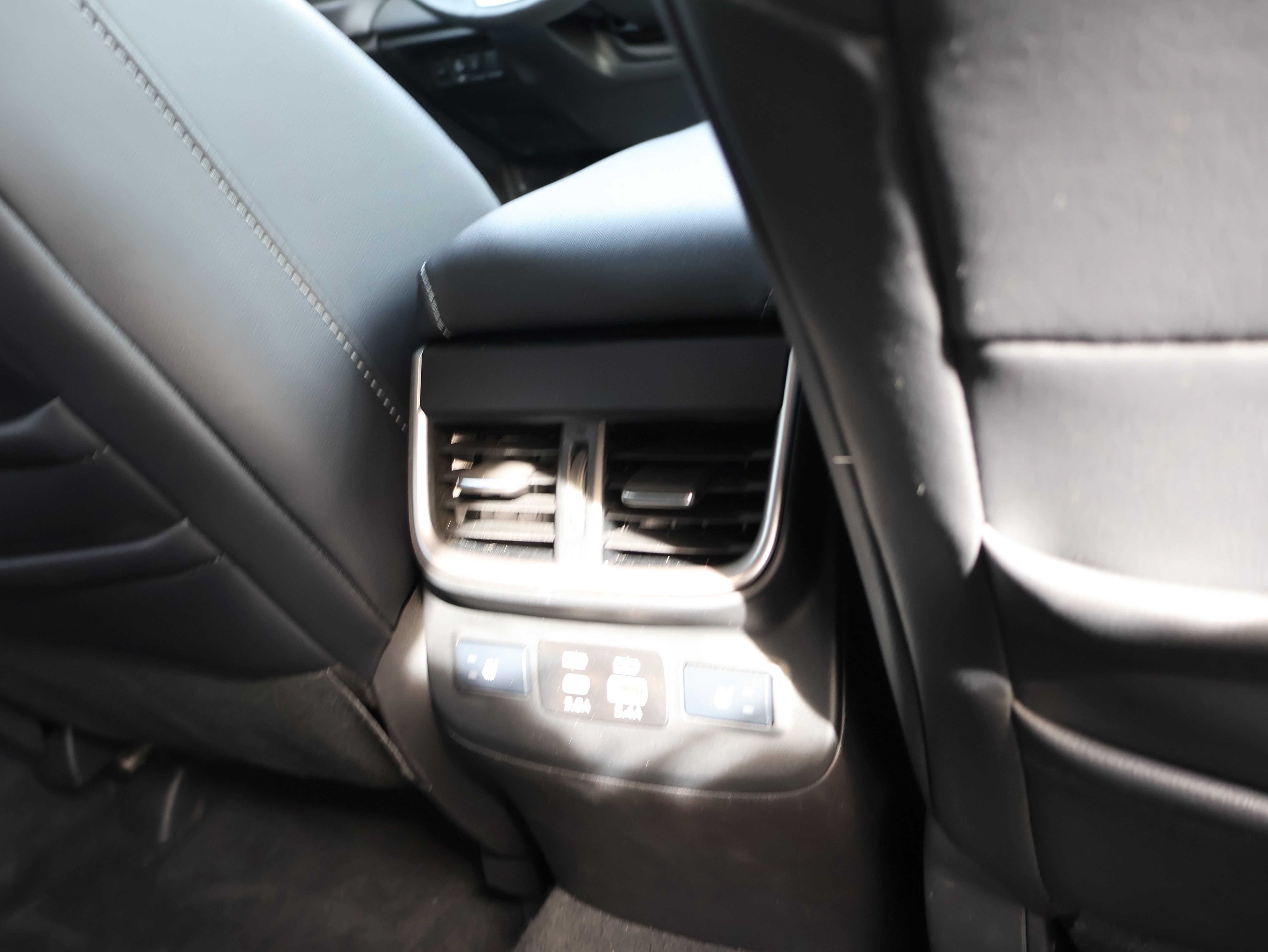 Used 2023 Subaru Outback Touring XT image 11