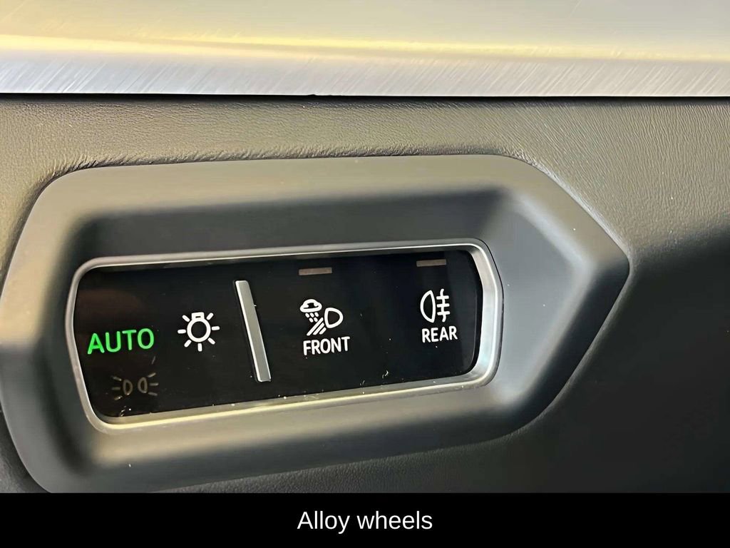 Used 2021 Lamborghini Urus AWD/4WD image 19