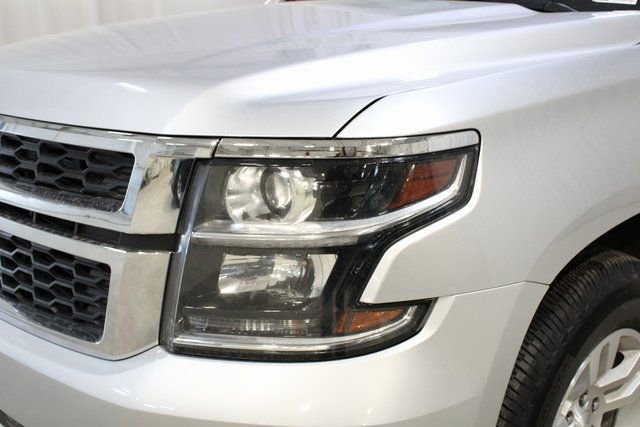 Used 2018 Chevrolet Suburban LT image 31