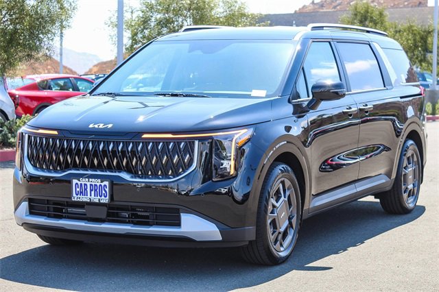 New 2026 Kia Carnival EX image 4