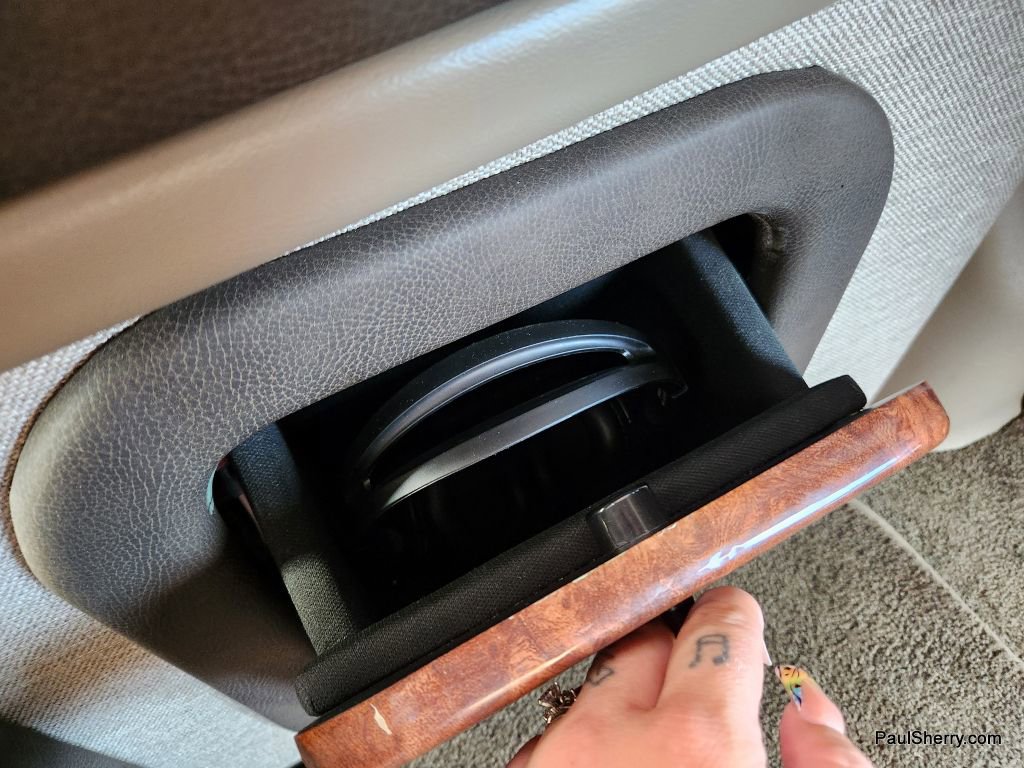 Used 2021 Chevrolet Express 2500 LS w/ Enhanced Convenience Package image 55