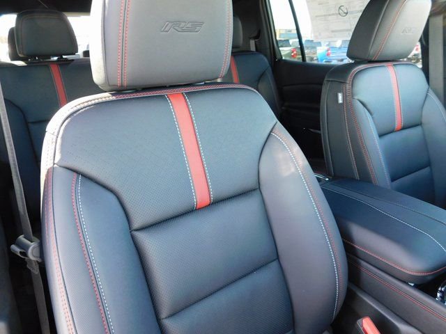 New 2026 Chevrolet Traverse RS w/ LPO, Floor Liner Package image 21