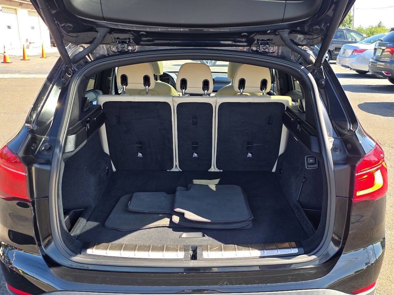 Used 2018 BMW X1 xDrive28i AWD/4WD image 24