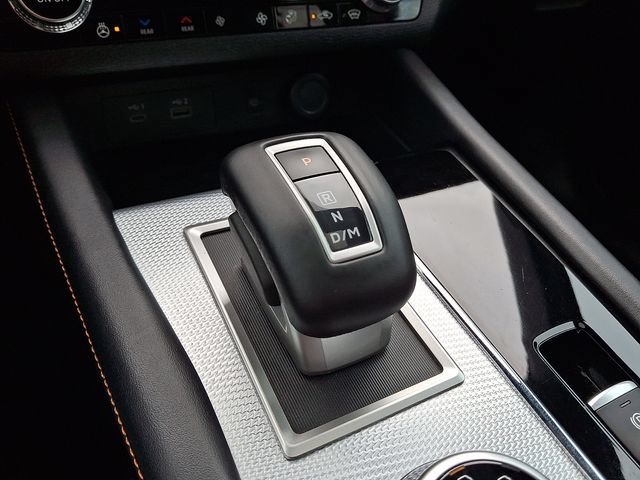 Used 2024 Mitsubishi Outlander SEL AWD/4WD image 18