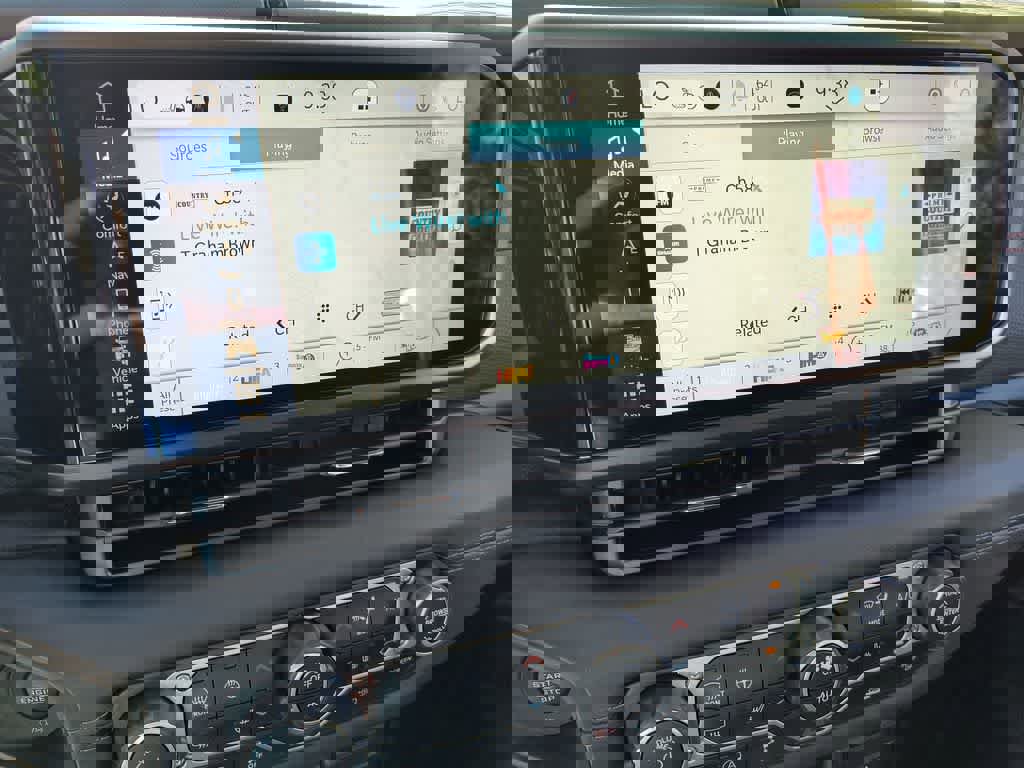 New 2025 Jeep Gladiator Rubicon w/ Convenience Group image 16