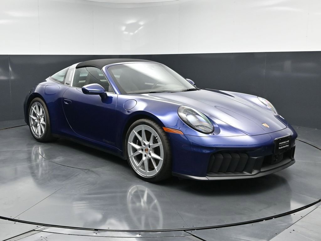 Certified 2025 Porsche 911 Targa 4 GTS AWD/4WD image 13