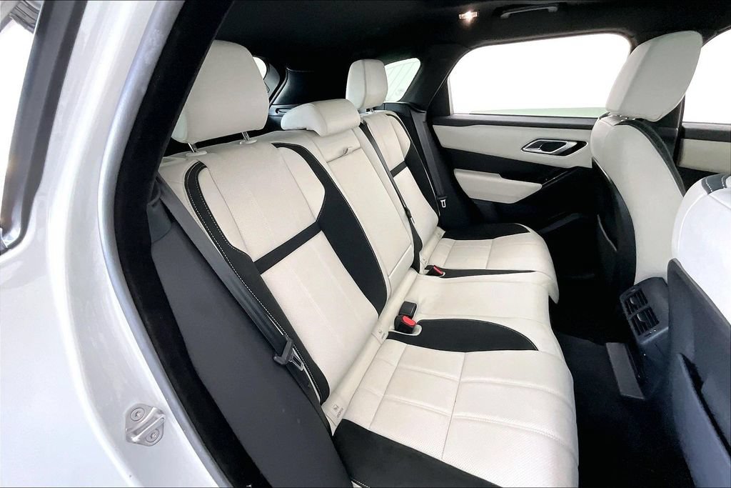 Used 2022 Land Rover Range Rover Velar R-Dynamic S AWD/4WD image 35