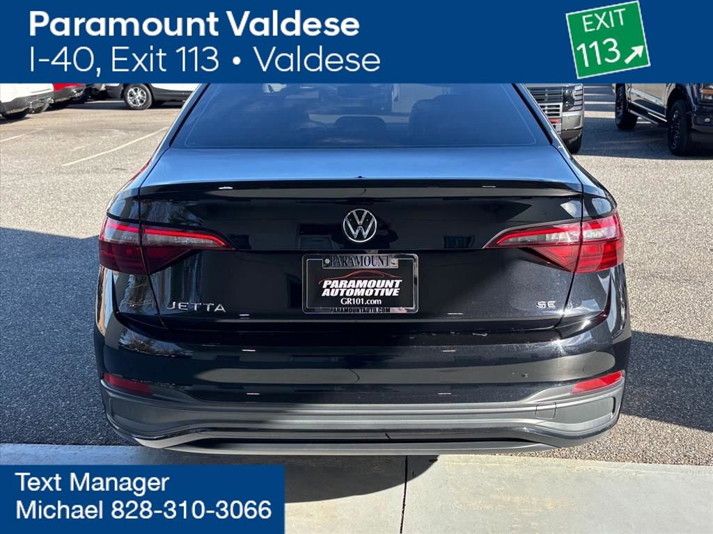 Used 2022 Volkswagen Jetta SE image 25