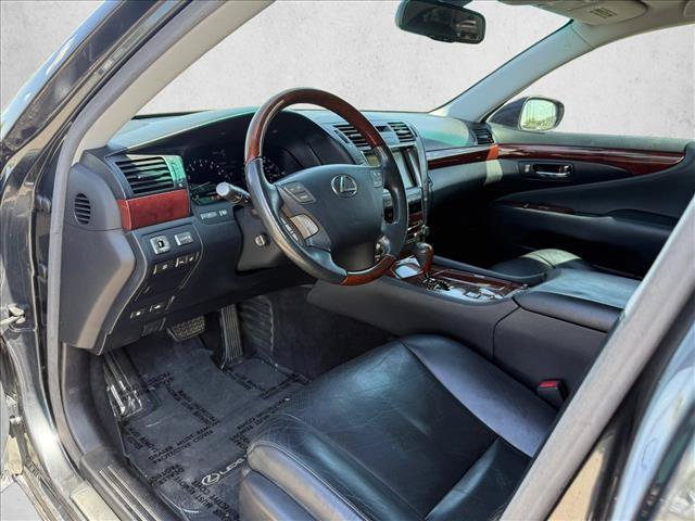 Used 2008 Lexus LS 460 RWD image 10
