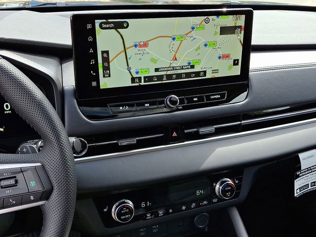 New 2025 Mitsubishi Outlander SE image 13