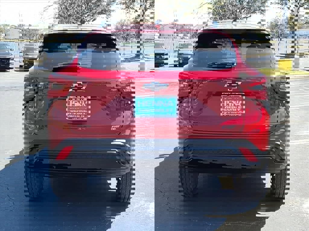 Certified 2026 Chevrolet Trax RS w/ Driver Confidence Package image 8