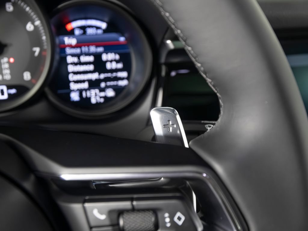 New 2026 Porsche Macan AWD/4WD image 26