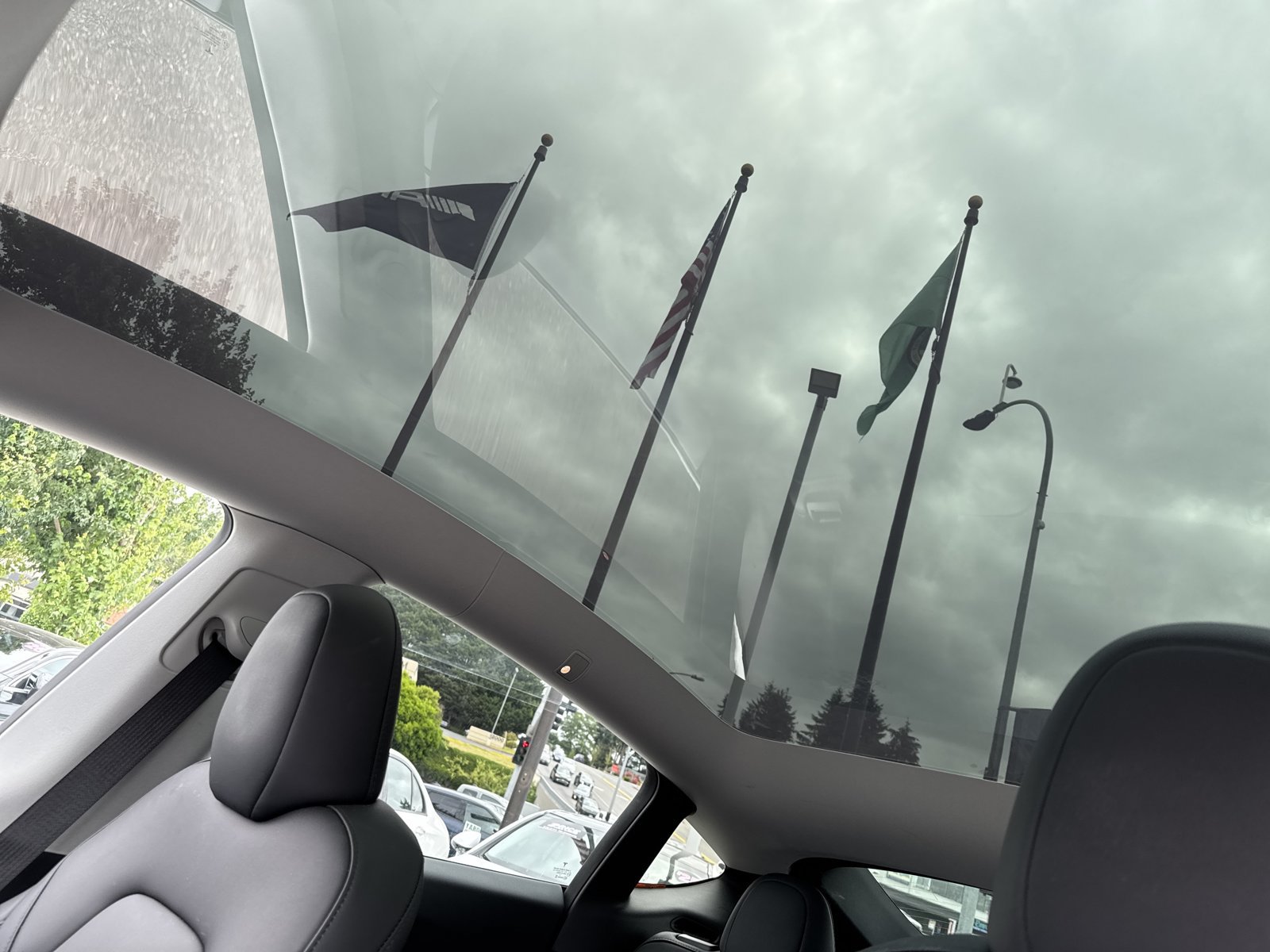 Used 2023 Tesla Model Y Long Range AWD/4WD image 19
