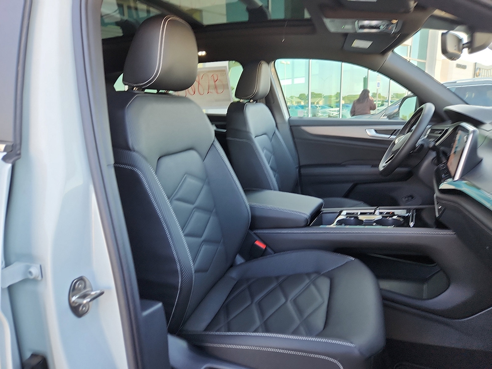 New 2026 Volkswagen Atlas Cross Sport SE image 15