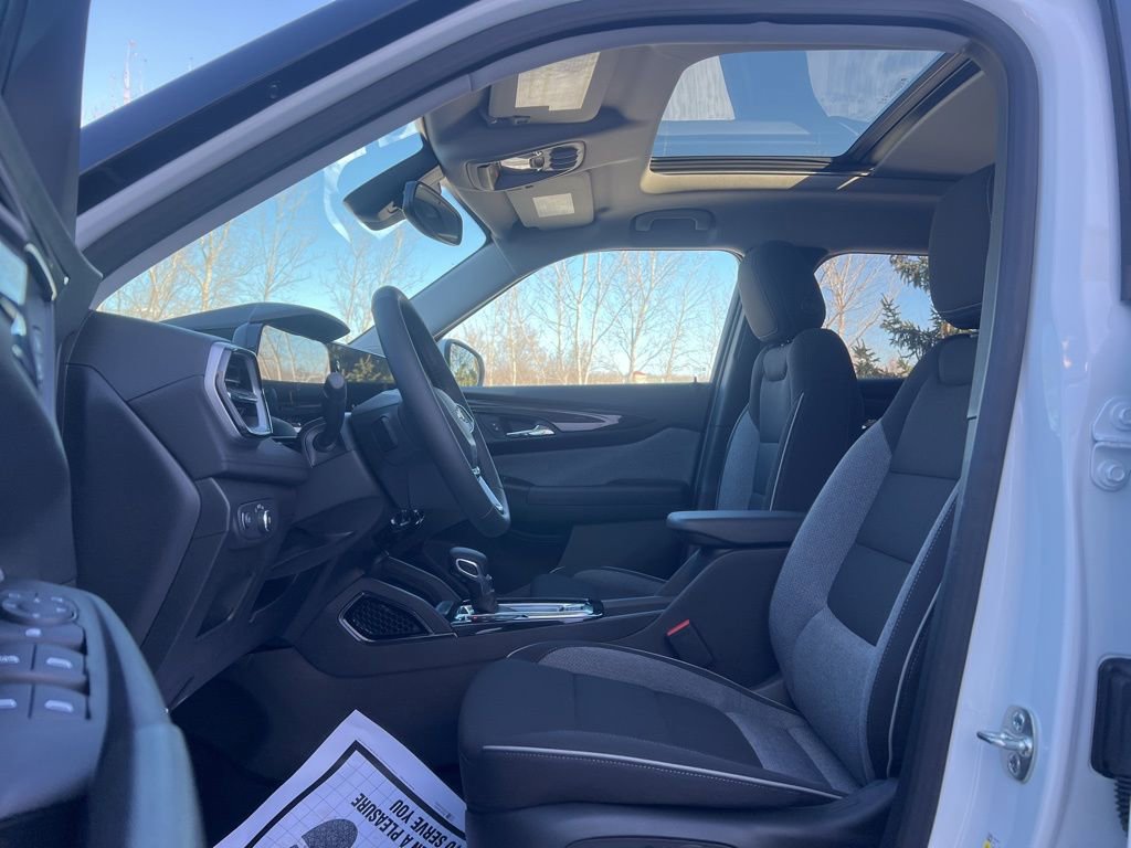 New 2026 Chevrolet TrailBlazer LT w/ Convenience Package image 11
