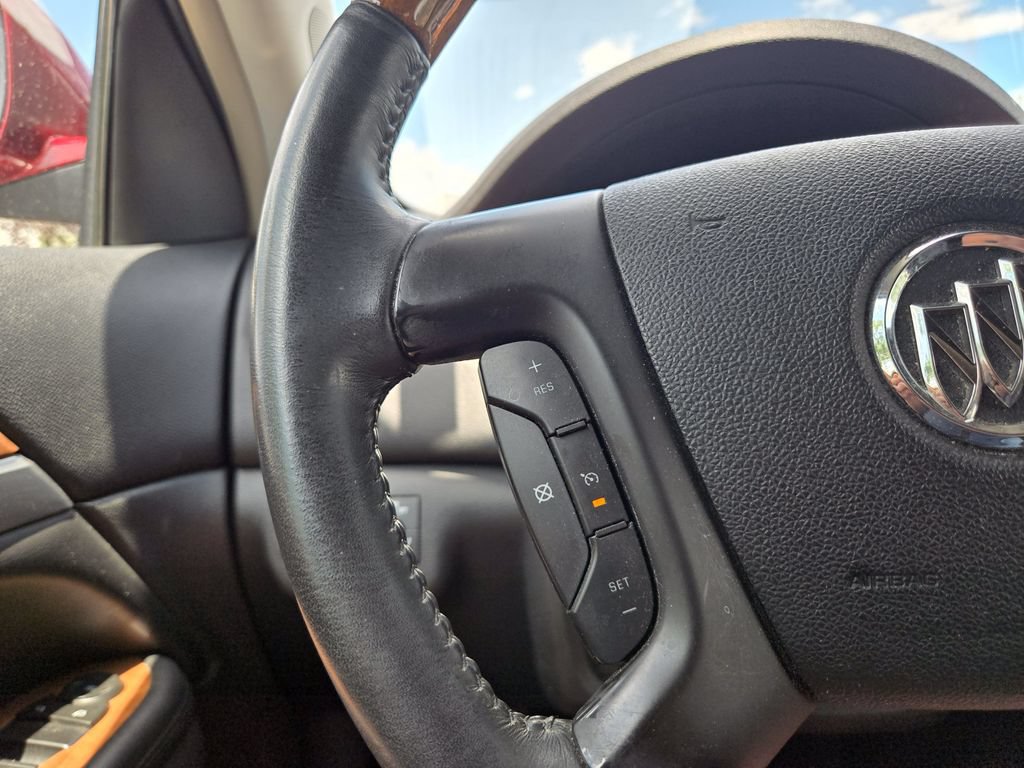 Used 2009 Buick Enclave CXL w/ Driver Confidence Package AWD/4WD image 17