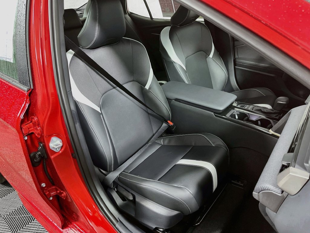 New 2026 Toyota Camry SE FWD image 30