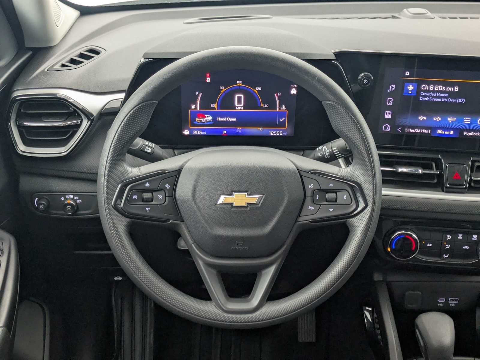 Used 2024 Chevrolet TrailBlazer LT w/ Driver Confidence Package FWD image 23