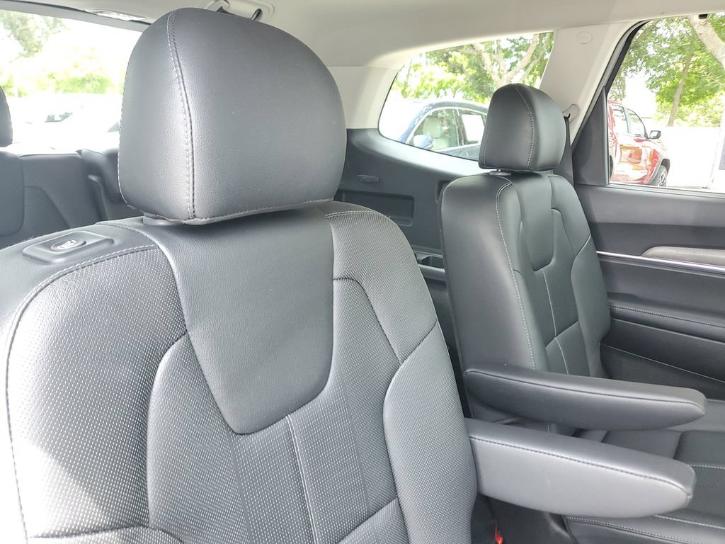 Used 2021 Kia Telluride EX w/ EX Premium Package AWD/4WD image 25